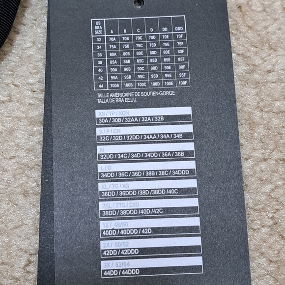 New! Under Armour Sports Bra Compression Women's Medium Black Heat Gear Active - Picture 10 of 13